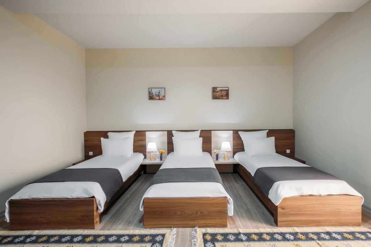 Telavi Inn Екстер'єр фото